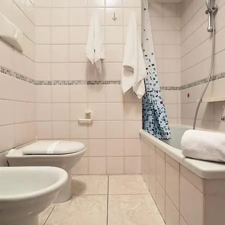 Apartment Le Due Farfalle Di Luciana Granella Monica E Deborah Albertin