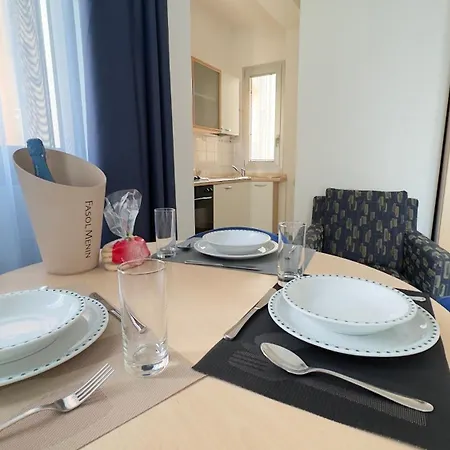 Le Due Farfalle Di Luciana Granella Monica E Deborah Albertin Apartment